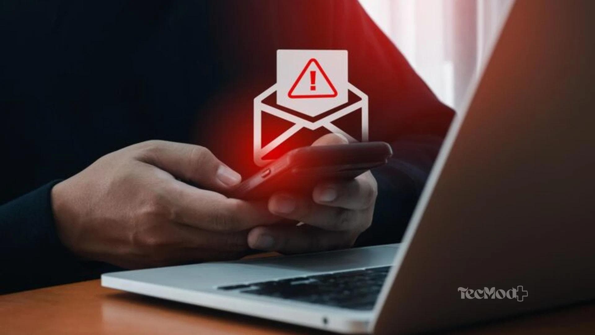 Colaborador identificando tentativa de phishing no ambiente corporativo