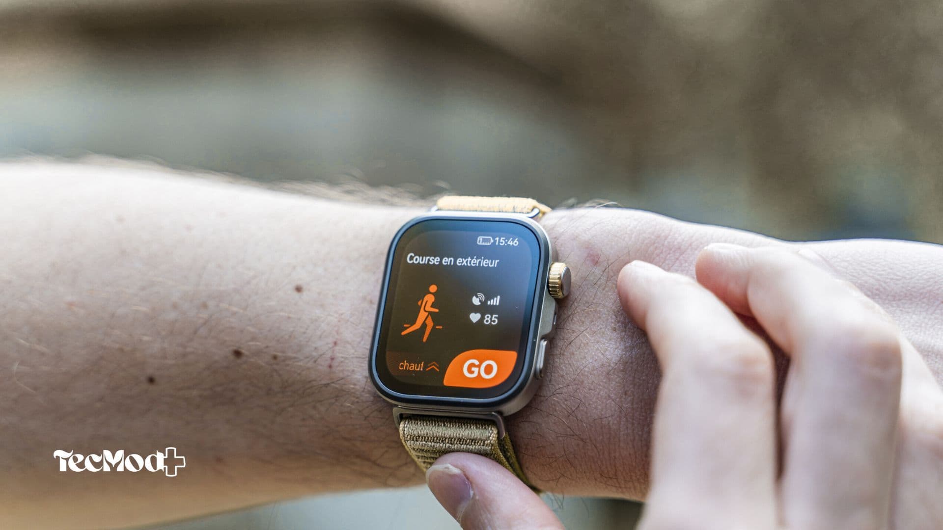 Tela AMOLED do Huawei Watch Fit 4 Pro com pico de brilho de 3.000 nits